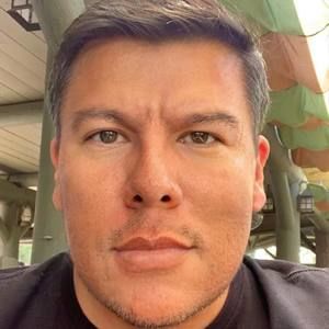 Meet your Posher, José